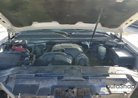 2013 Cadillac Escalade Luxury z USA, uszkodzony, nr VIN 1GYS4BEF8DR228202